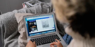 Jak dodać własną czcionkę do Canva w kilku prostych krokach