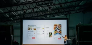 Jak dodać napisy do prezentacji w programie PowerPoint