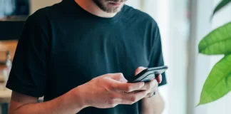 Jak zainstalować klawiaturę Samsung w dowolnym systemie Android