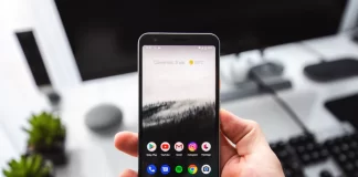 Jak dodać słowo lub frazę do słownika autokorekty systemu Android?